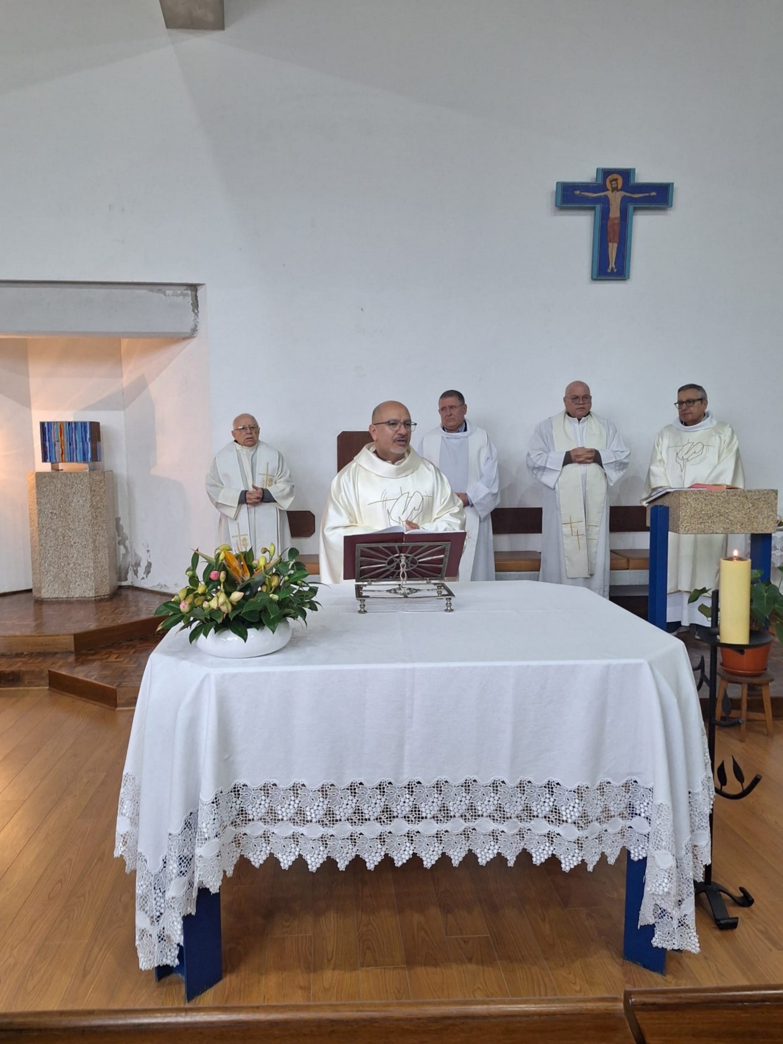 Fr Sergionei 25 anos PR 01